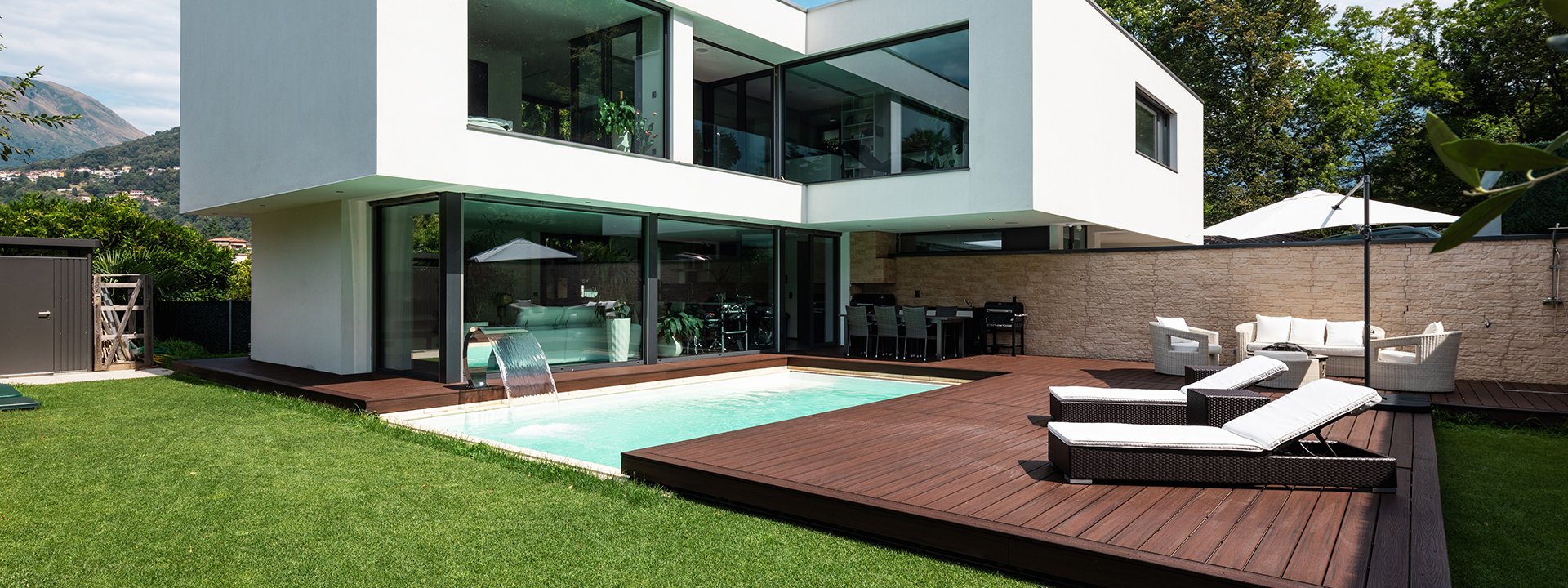 Pełna gama drewna naturalnego i materiałów kompozytowych!